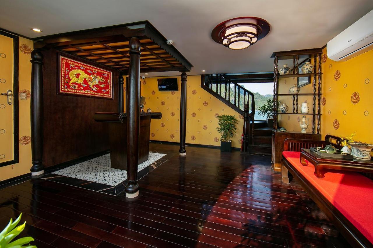 Nostalgia Halong Cruise Hotell Ha Long Exteriör bild