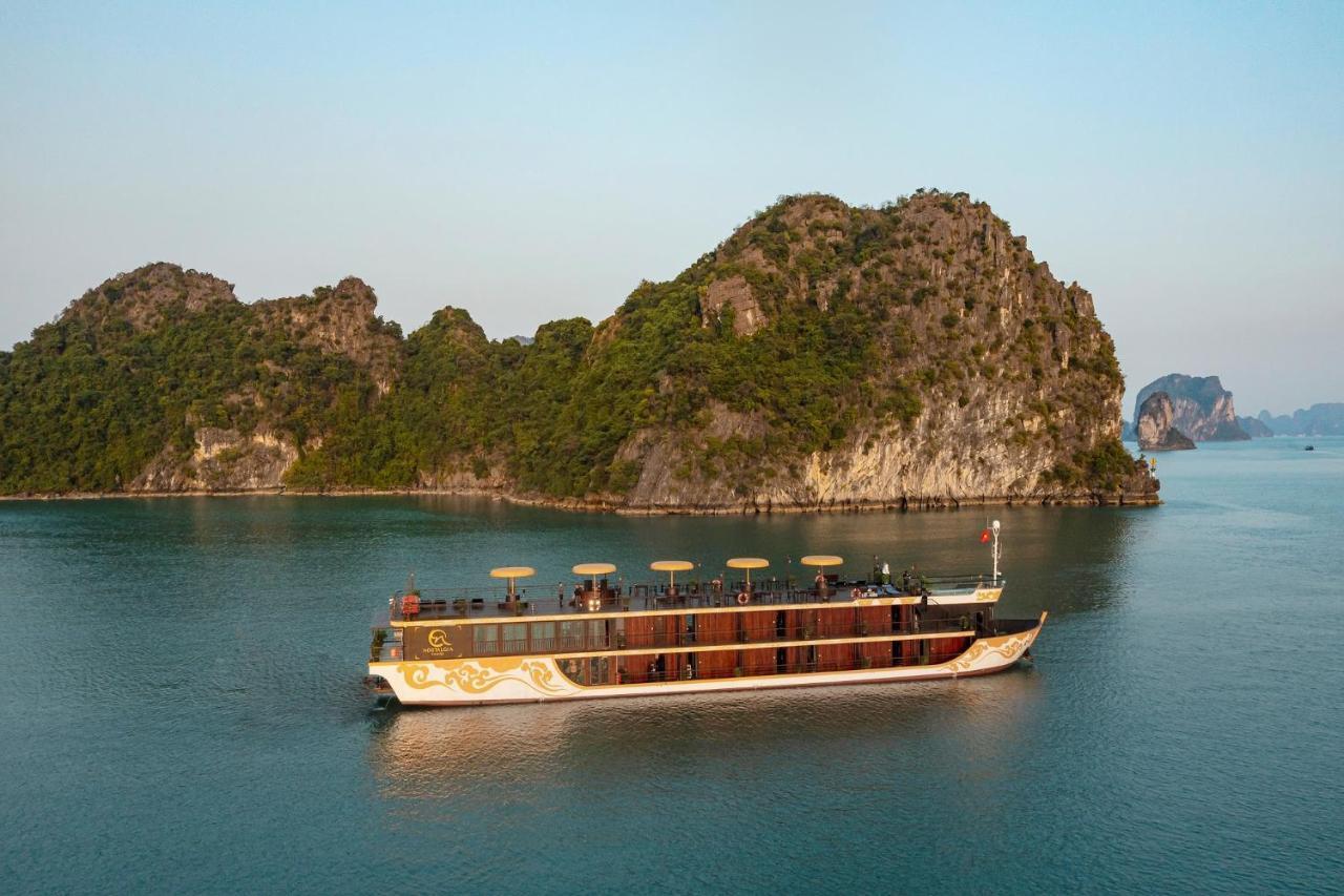 Nostalgia Halong Cruise Hotell Ha Long Exteriör bild