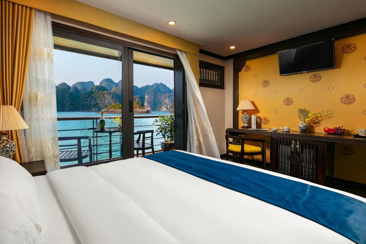 Nostalgia Halong Cruise Hotell Ha Long Exteriör bild