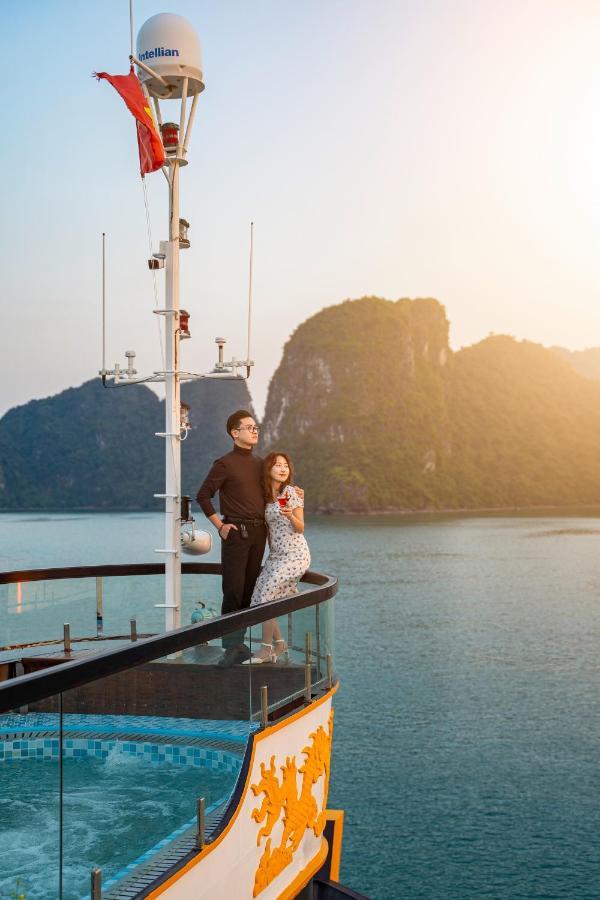 Nostalgia Halong Cruise Hotell Ha Long Exteriör bild
